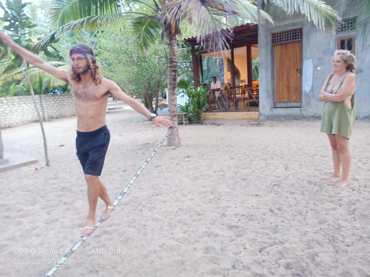 Sand Dune Beach Resort & Surf Camp Arugam Bay Dış mekan fotoğraf