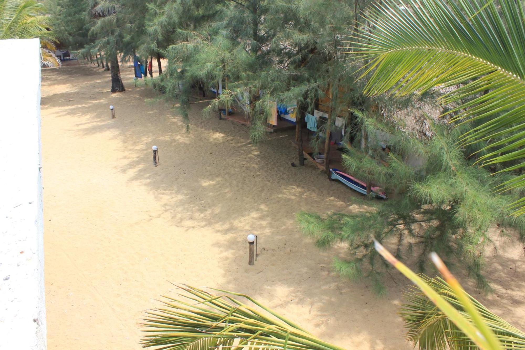 Sand Dune Beach Resort & Surf Camp Arugam Bay Dış mekan fotoğraf
