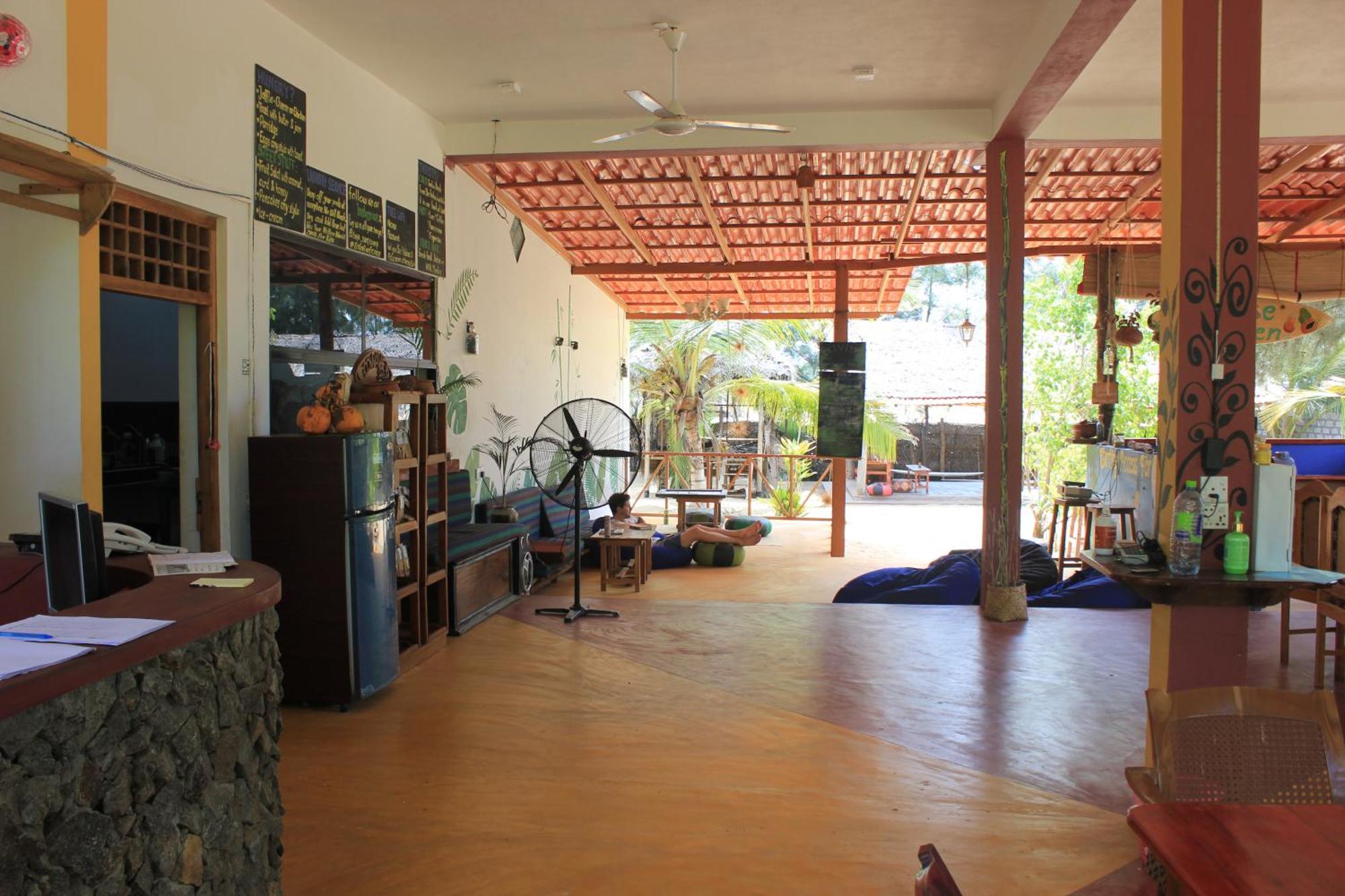 Sand Dune Beach Resort & Surf Camp Arugam Bay Dış mekan fotoğraf