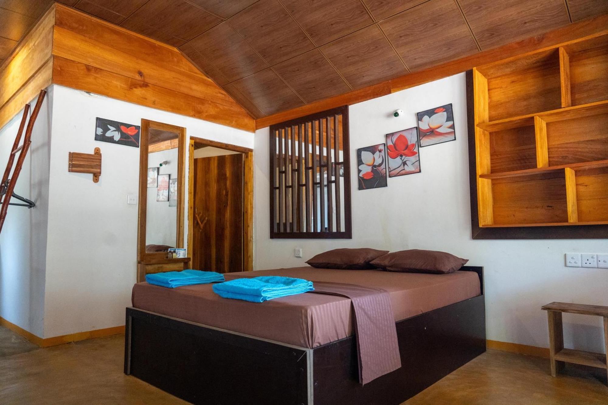 Sand Dune Beach Resort & Surf Camp Arugam Bay Dış mekan fotoğraf